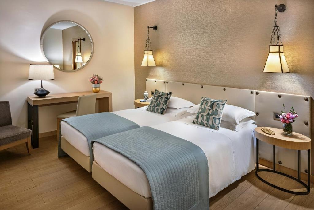 هتل استار هتلز متروپل